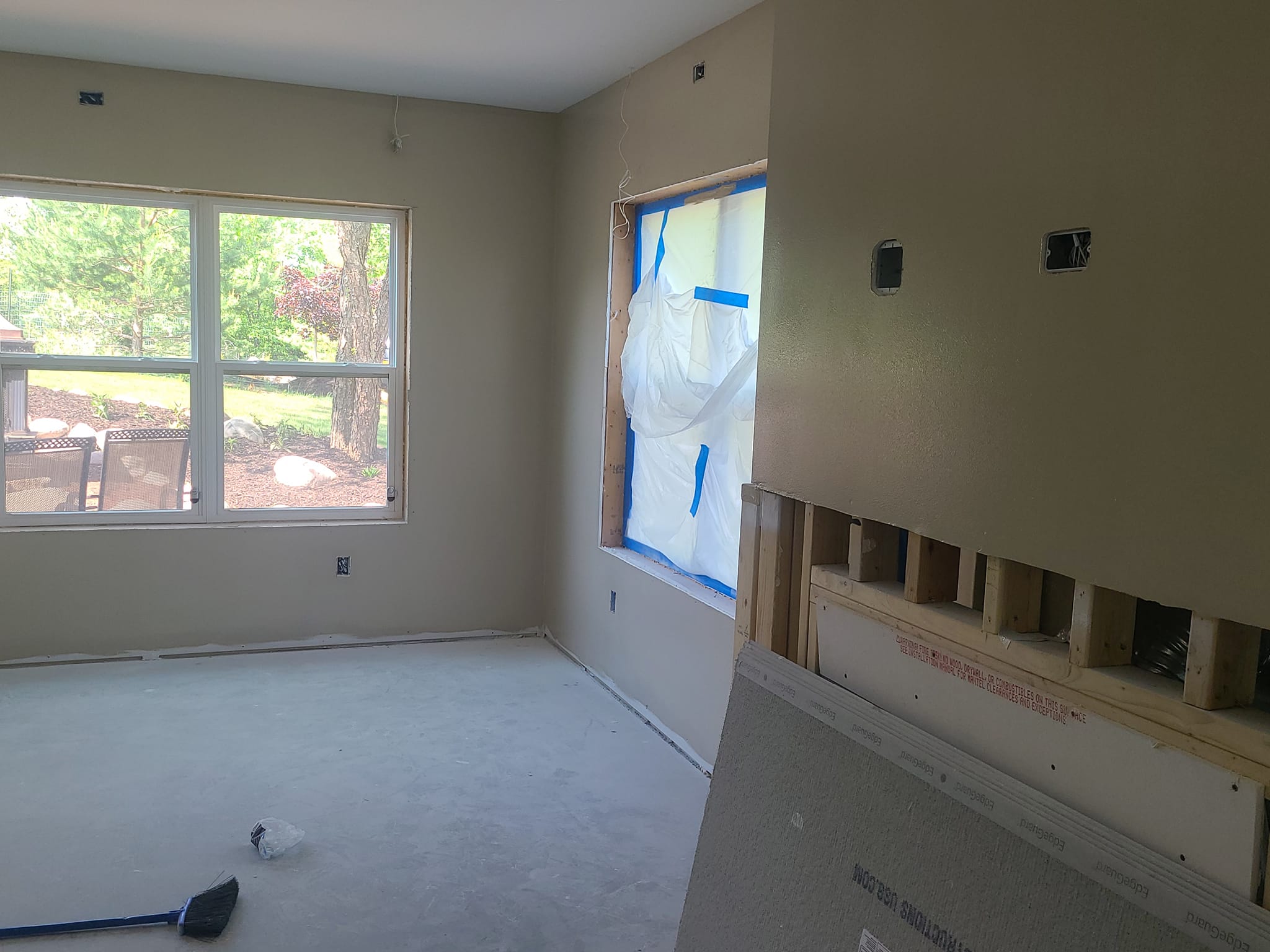 Ed & Sons Painting & Drywall